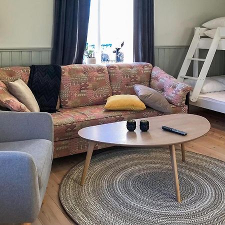 Cozy Home In Raettvik With Kitchen Luaran gambar